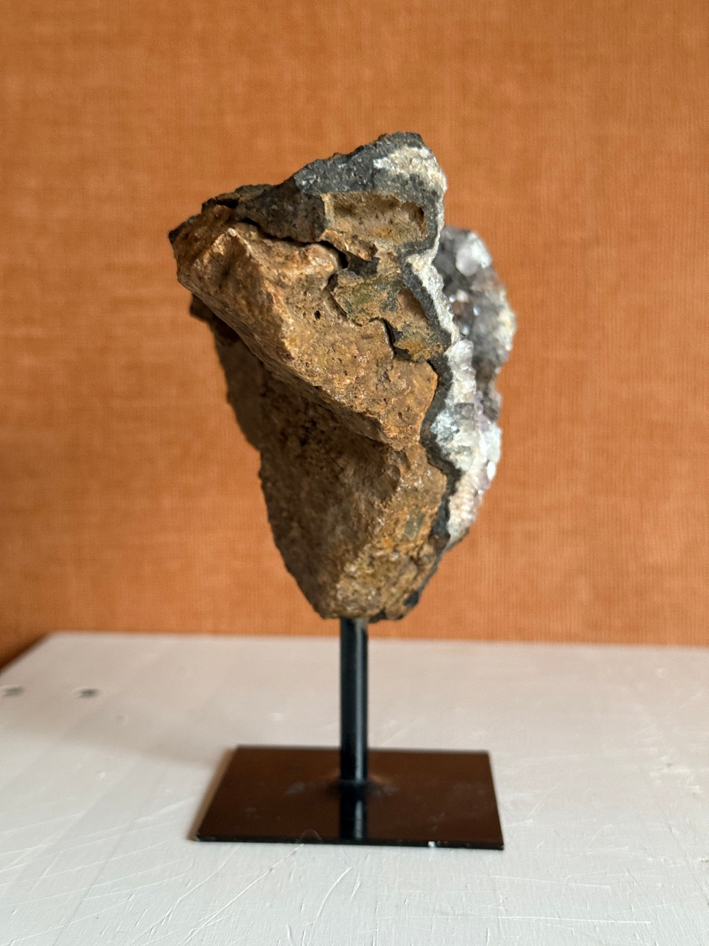 Amethist cluster op standaard Nr. 1 (2de kans)