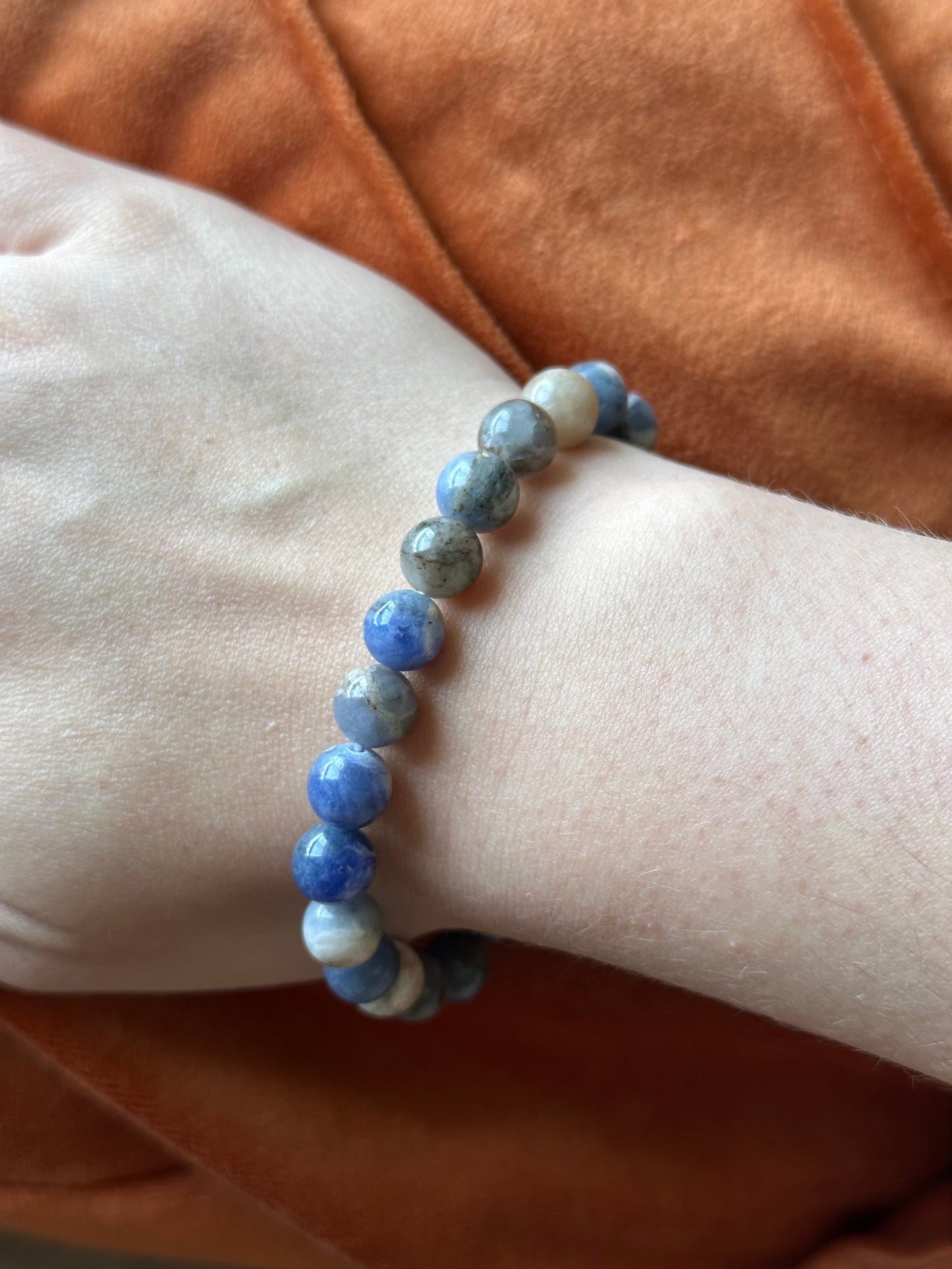Sodaliet armband