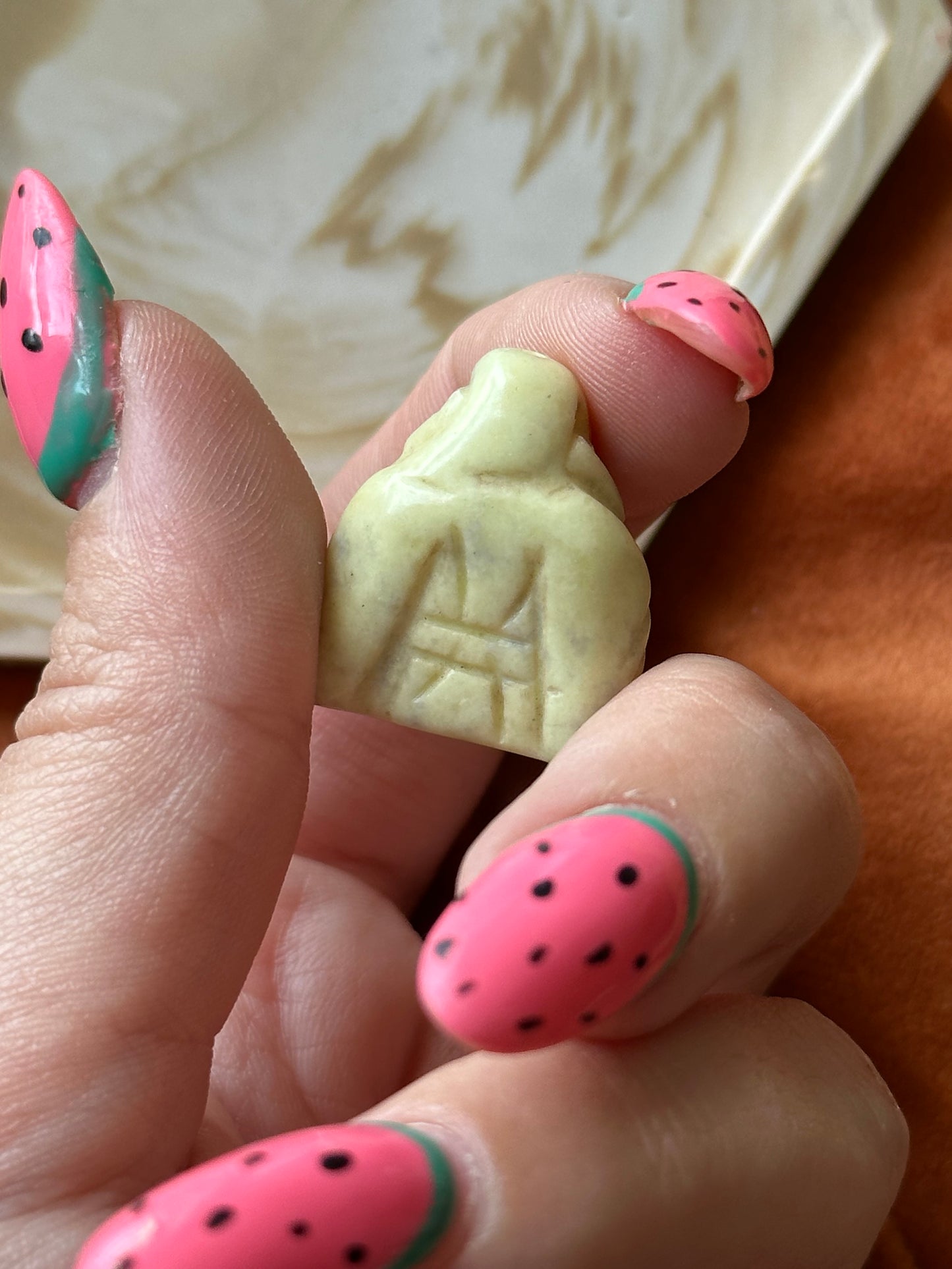 Doorboorde Lemon kwarts Happy Buddha hanger