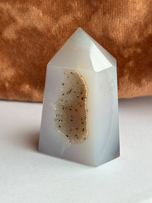 Druzy Agaat toren Nr. 1
