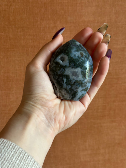 RaVa Home Mosagaat freeform druzy 