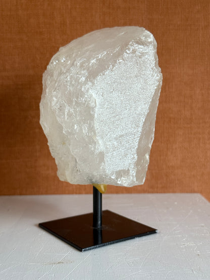 Bergkristal op standaard