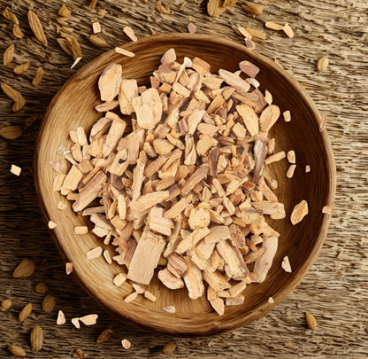 Heilig hout Palo Santo chips voor meditatie en aromatherapie