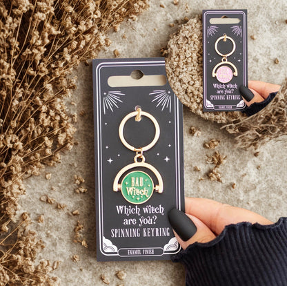 Which Witch Are You draaibare sleutelhanger met Good Witch en Bad Witch design