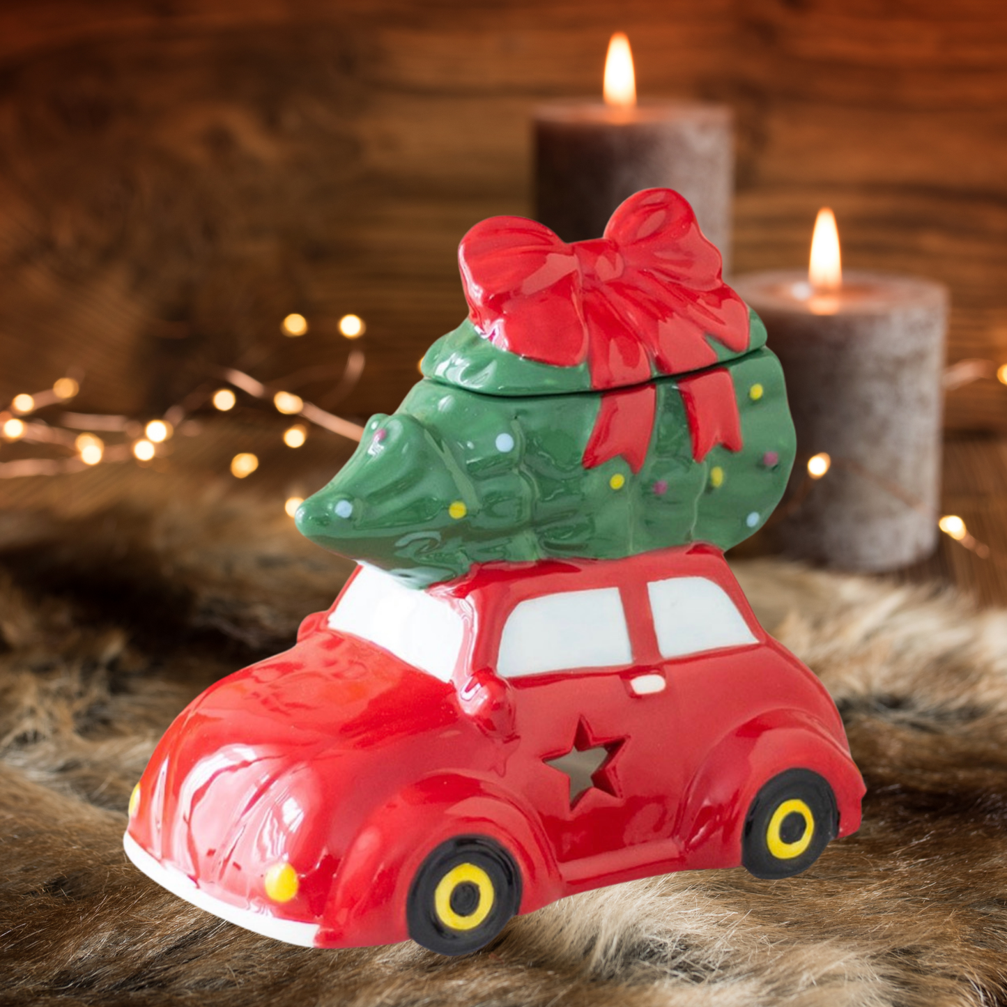 Kerst waxmeltsbrander in de vorm van auto met kerstboom