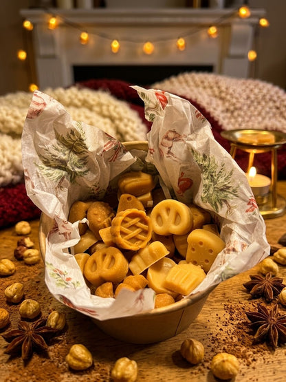 Luxe Parisian Bakery wax melts van Cozy Cottage met ambachtelijke geurtabletten in de vorm van Franse gebakjes op een gezellige achtergrond⁠