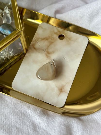 Edelstenenhanger Maansteen Nr. 5 - voor Intuïtie en Spirituele groei