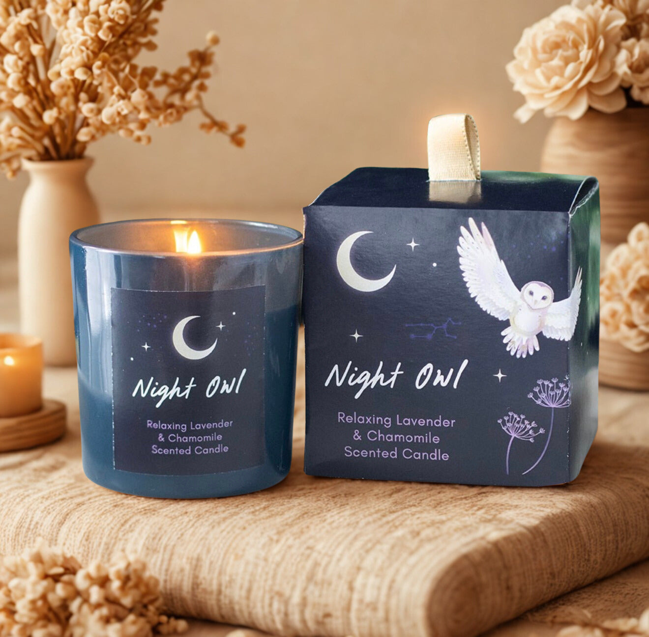 Night Owl geurkaars met lavendel en kamille in glazen houder met gouden deksel