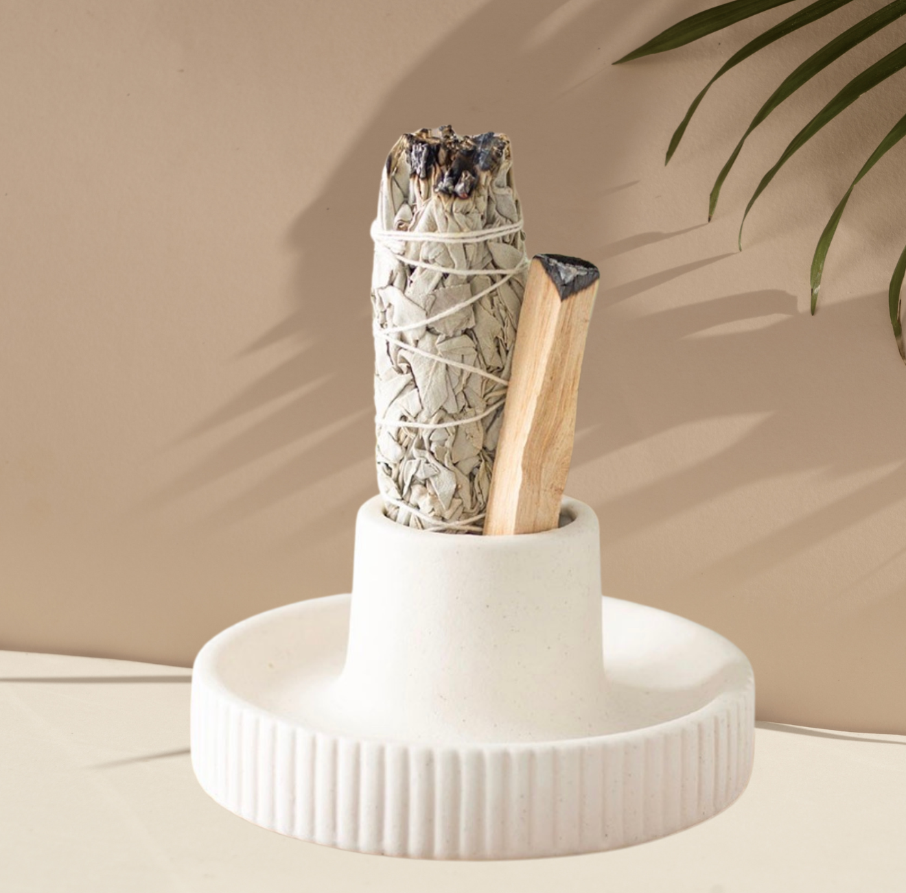 Smudge schaal geribbeld creme – keramische schaal voor Palo Santo en salie